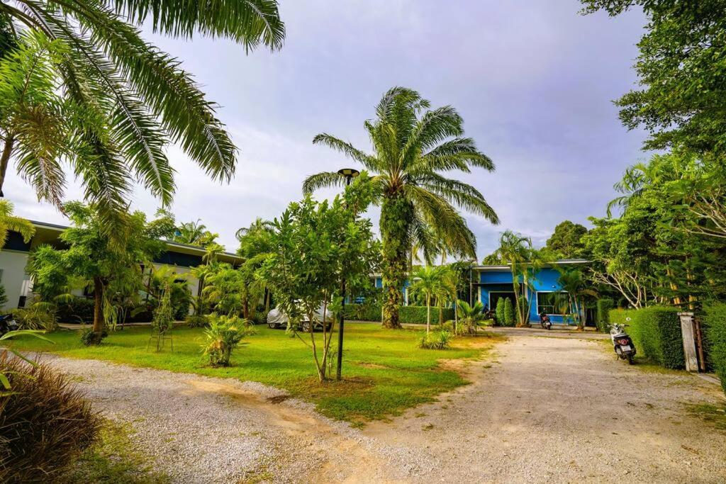 Little Yellow House- Aonang Ao Nang 外观 照片