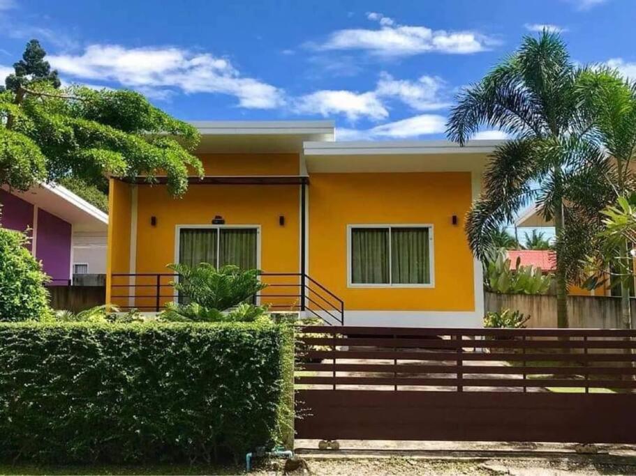 Little Yellow House- Aonang Ao Nang 外观 照片